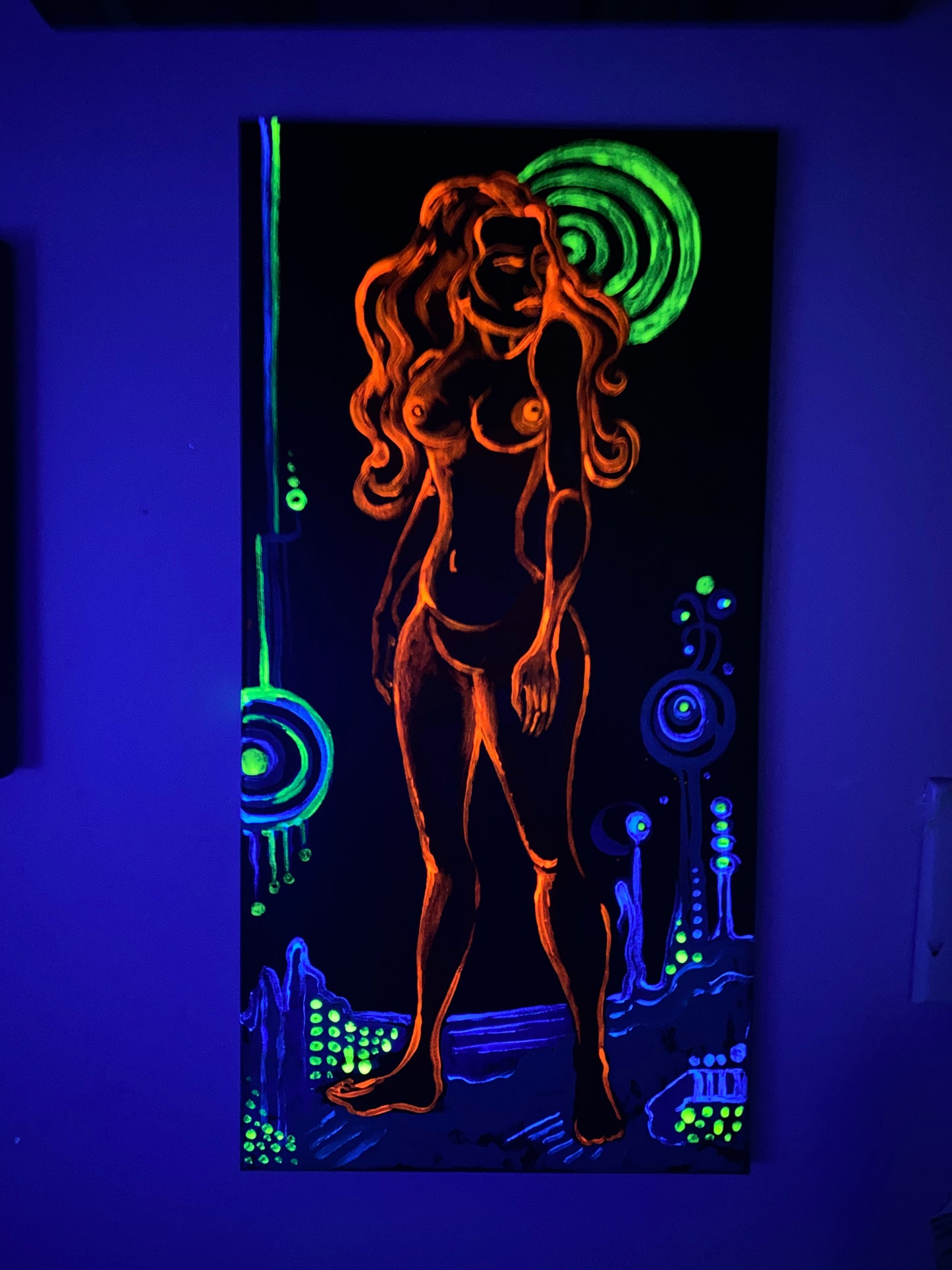 "Cosmic Muse" under the UV LIGHT
